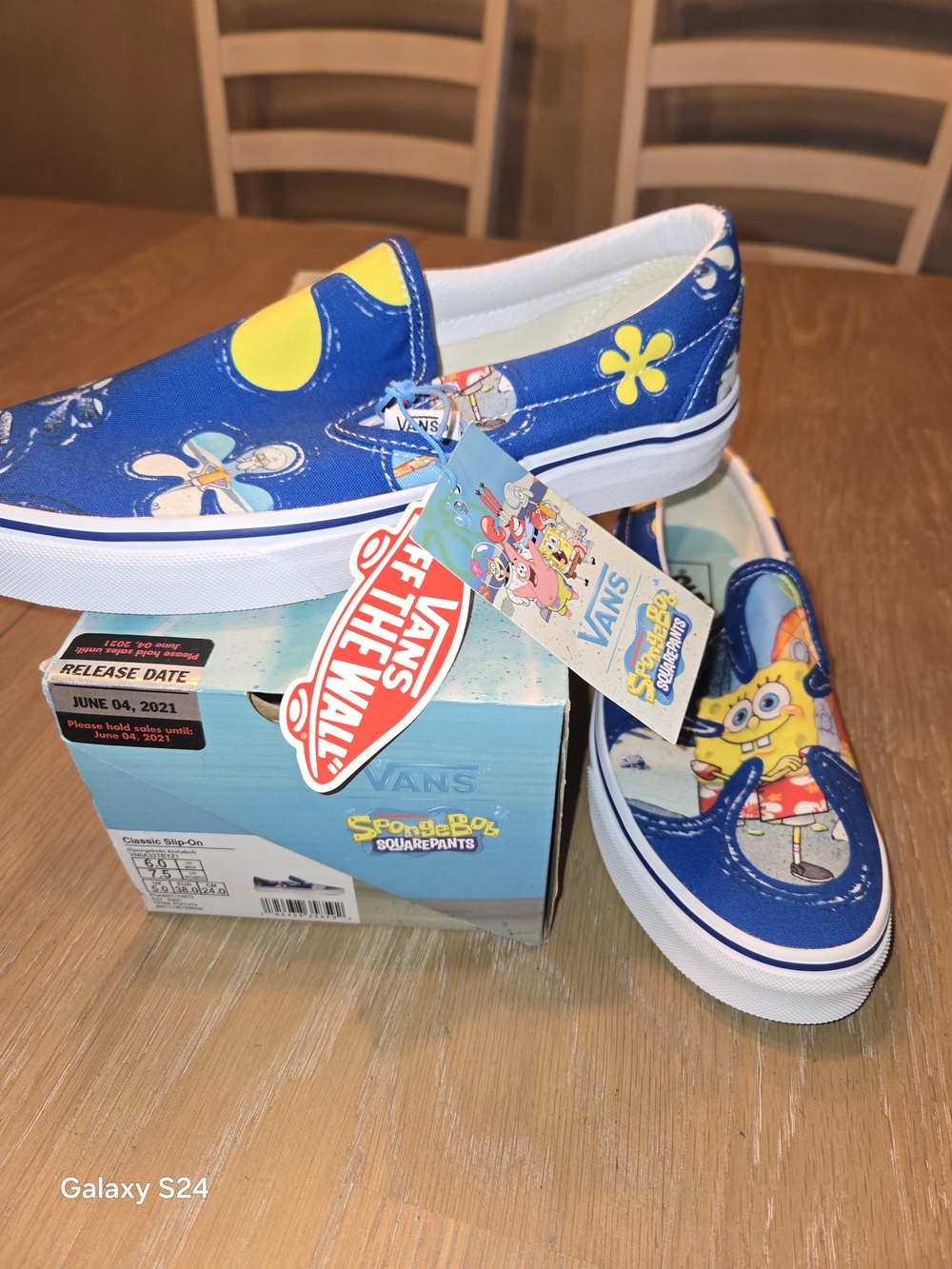 Vans Blue SpongeBob Alohabob Slip-On Sneakers for Women Sz 7.5 New